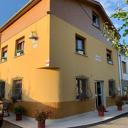 Vivienda Vacacional El Majo Pola de Siero Exterior photo